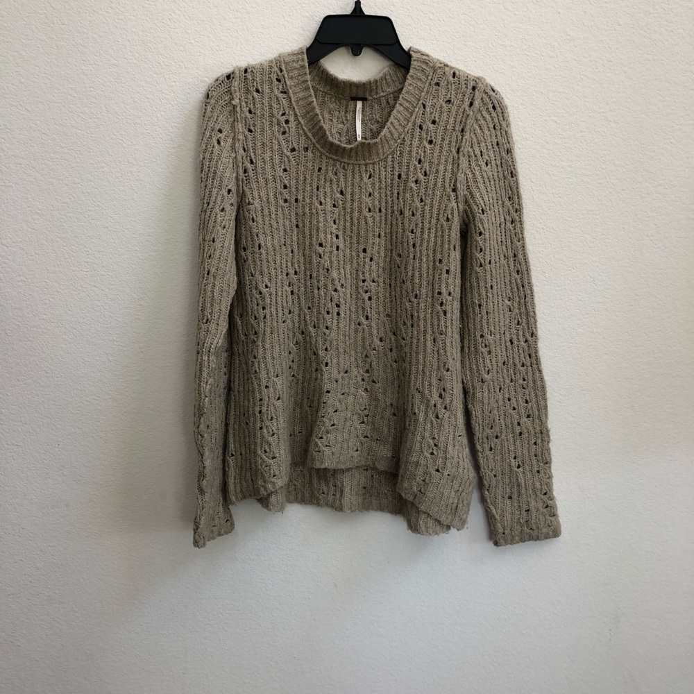 FREE PEOPLE KNITTED TOP